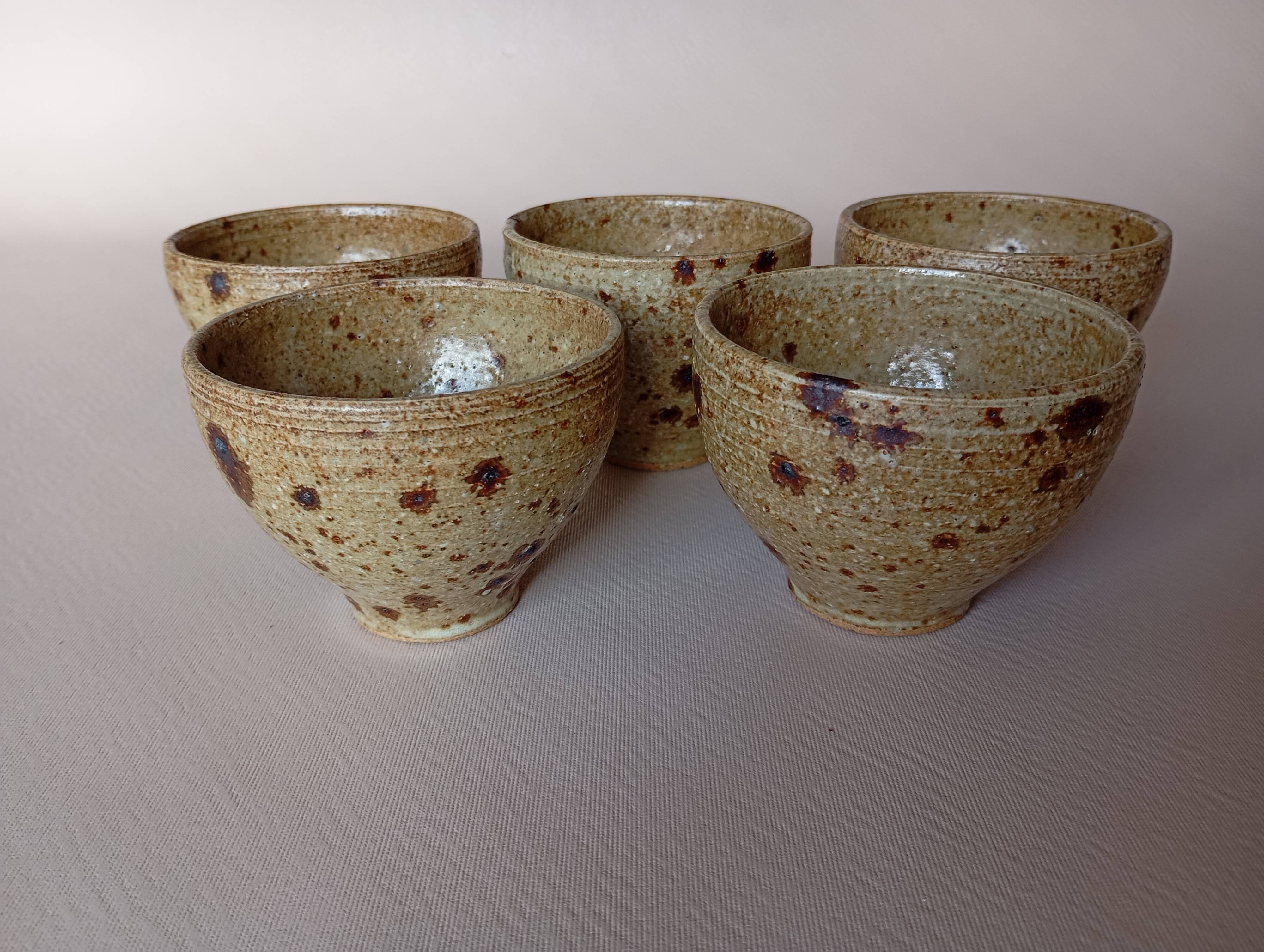 5 stoneware tea bowls