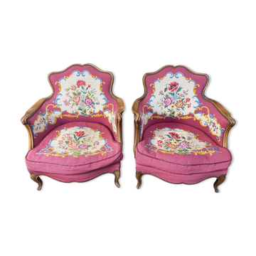 Paire de fauteuils de style Louis XV