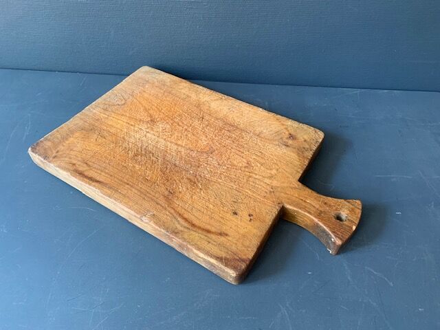 Old cutting board in French solid wood