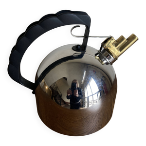 Bouilloire Alessi 1980 - richard