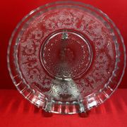 Grand Plat en verre - Décor de rinceaux et fleurs de Lys