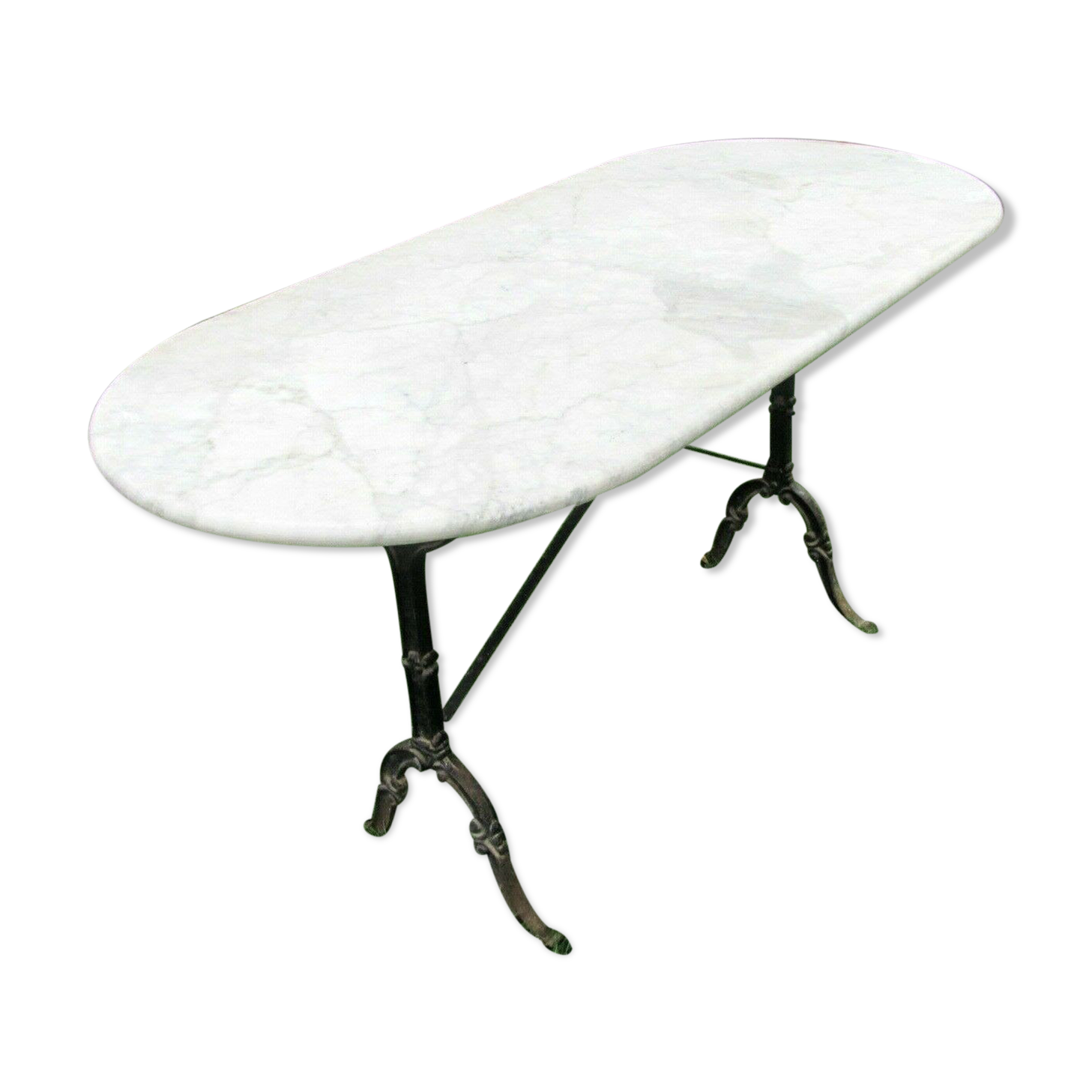 Table bistrot dessus marbre oval