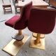 Deux fauteuils de machine à sous