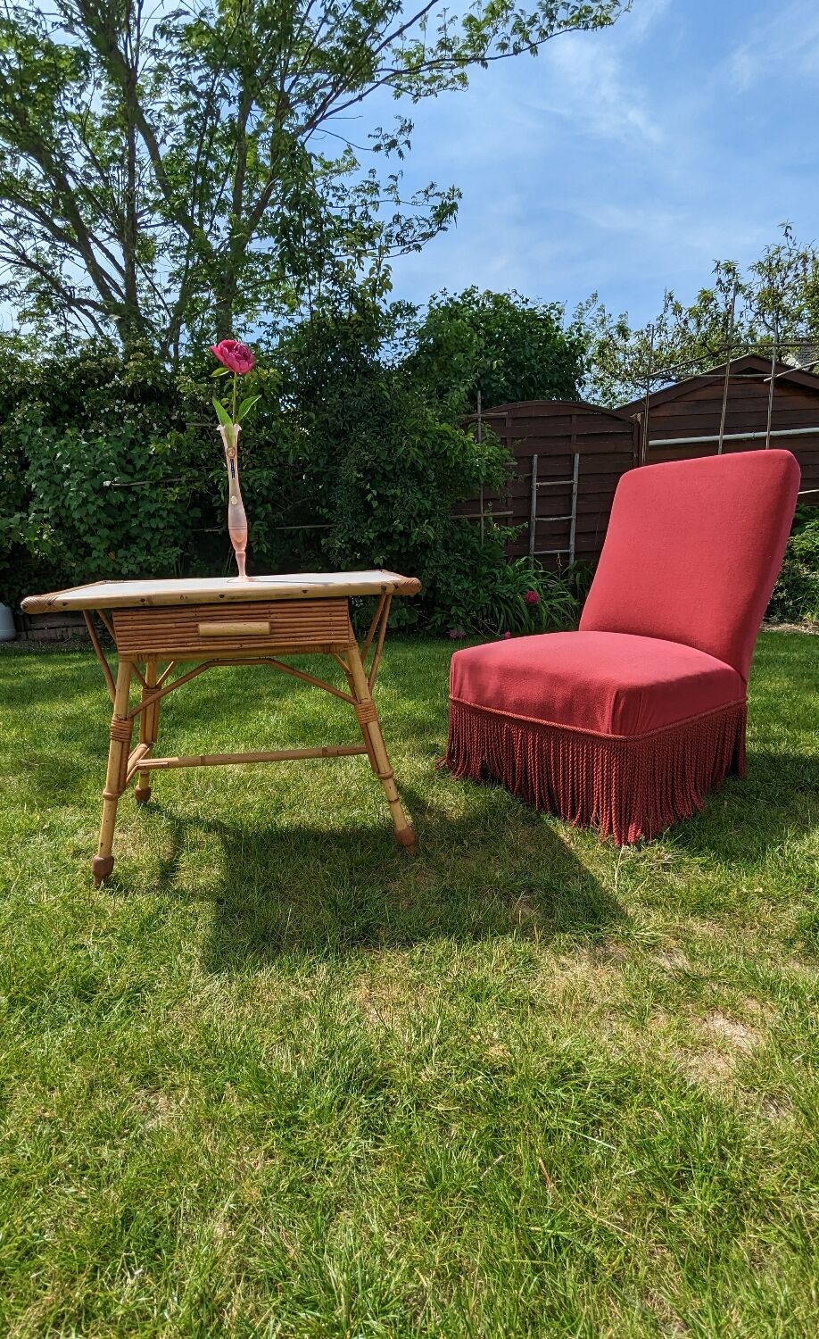 Rattan coffee table with drawer
