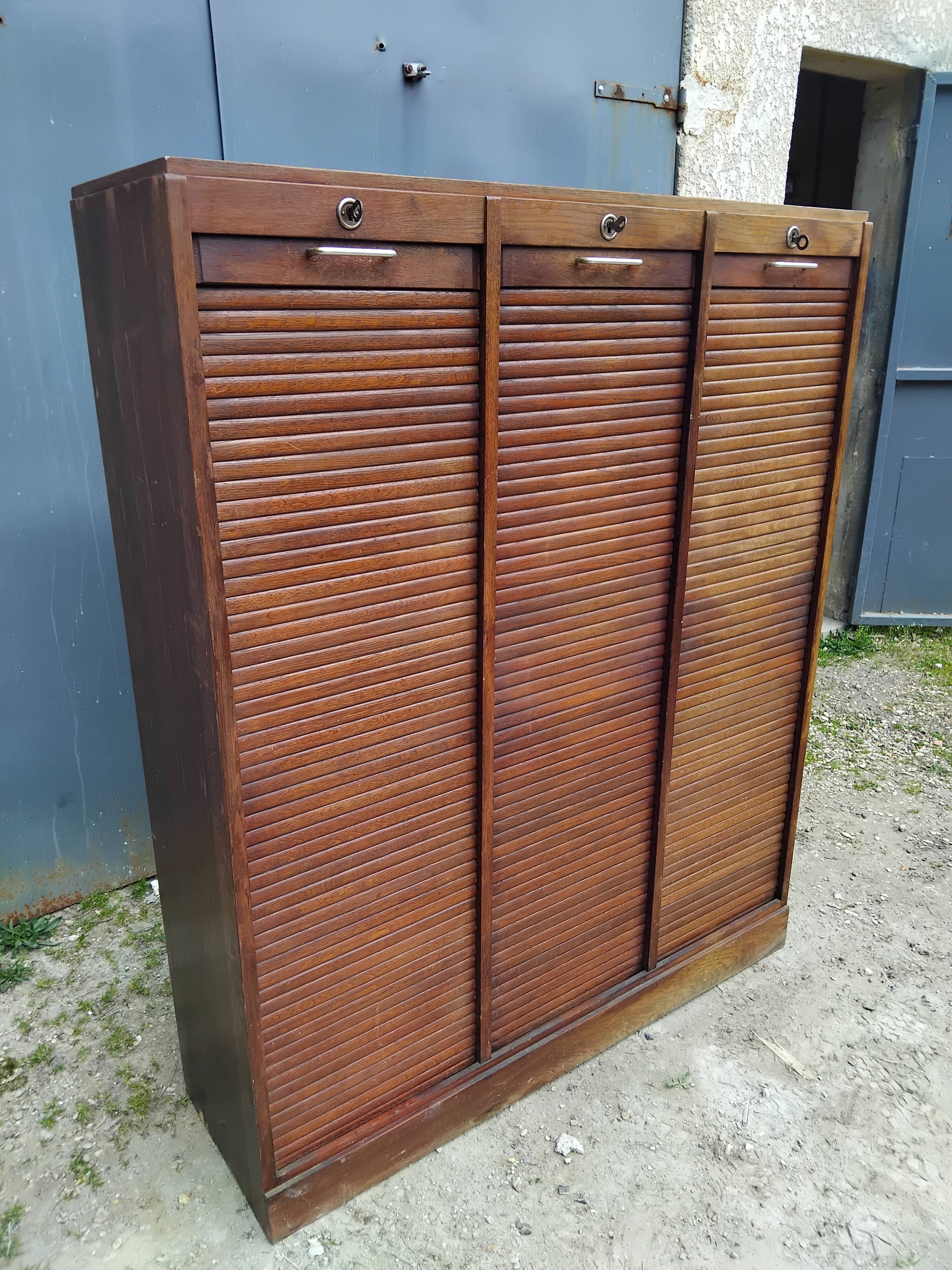 Antique 3-panel filing cabinet