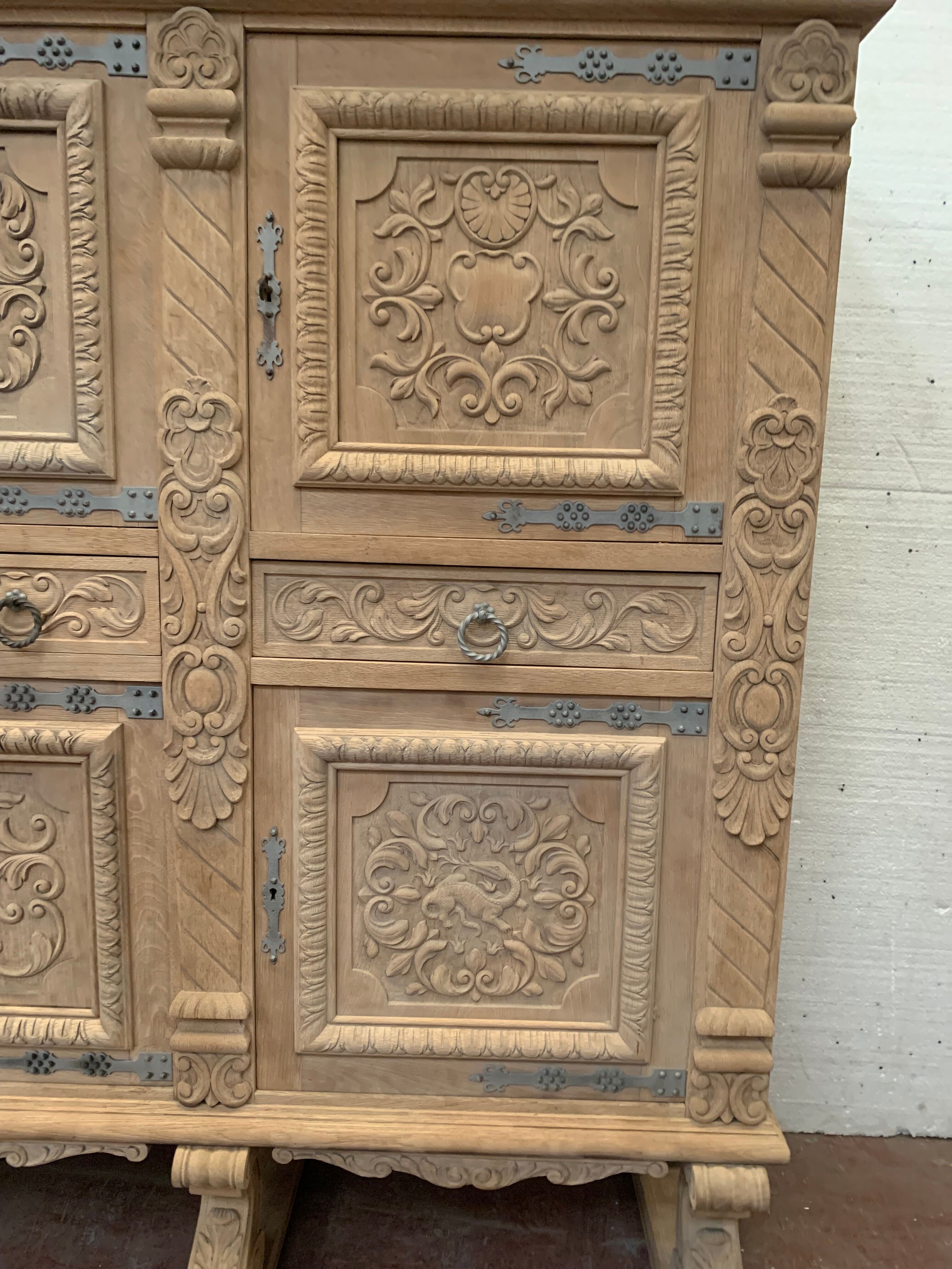 Renaissance style sideboard in solid oak XX century