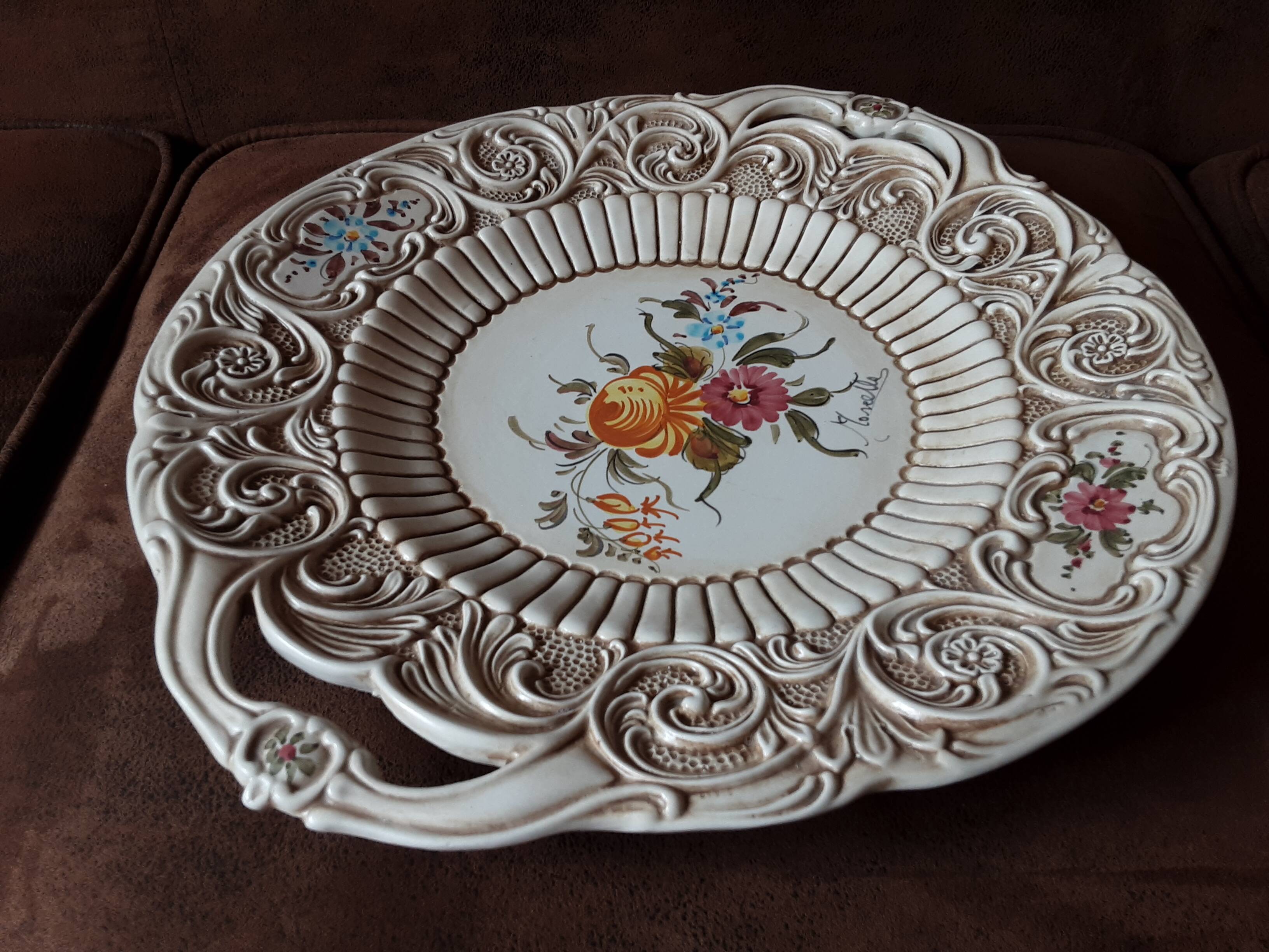 Italian ceramic dish