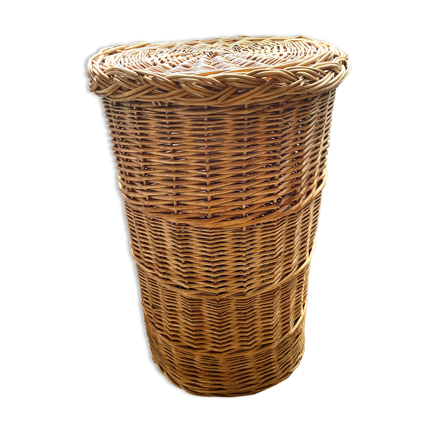 Vintage wicker linen pan