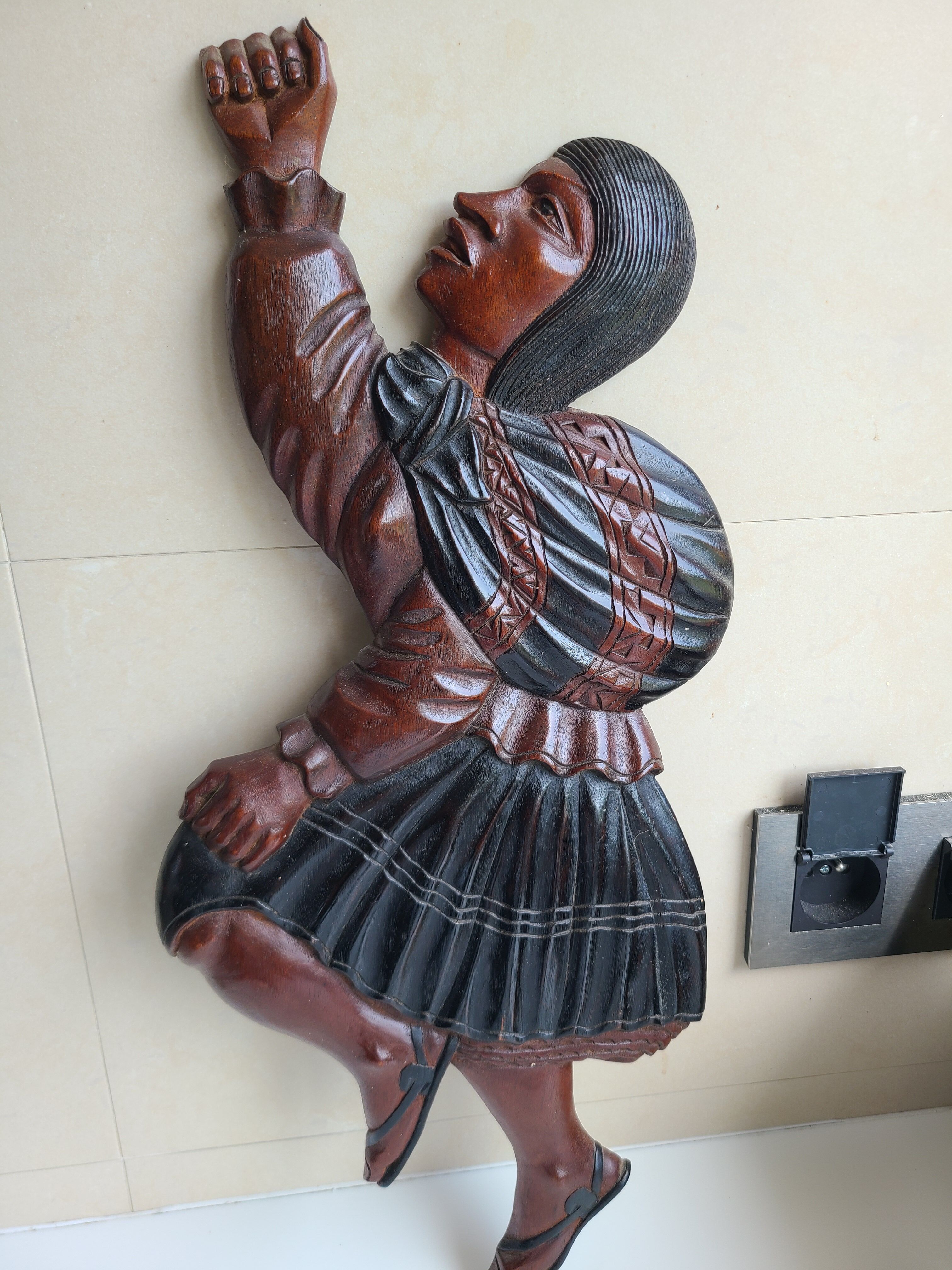 Set of 2 wooden plaques Bolivia