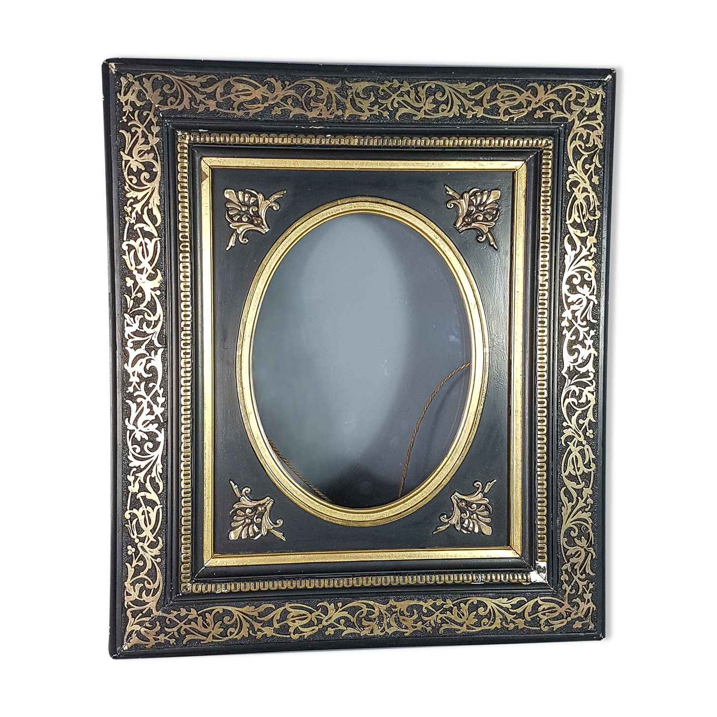 Napoleon III black and gold laqué frame, oval view 46x40 cm
