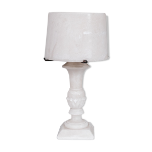 lampe de table en albâtre