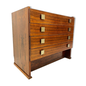 Commode en bois du milieu