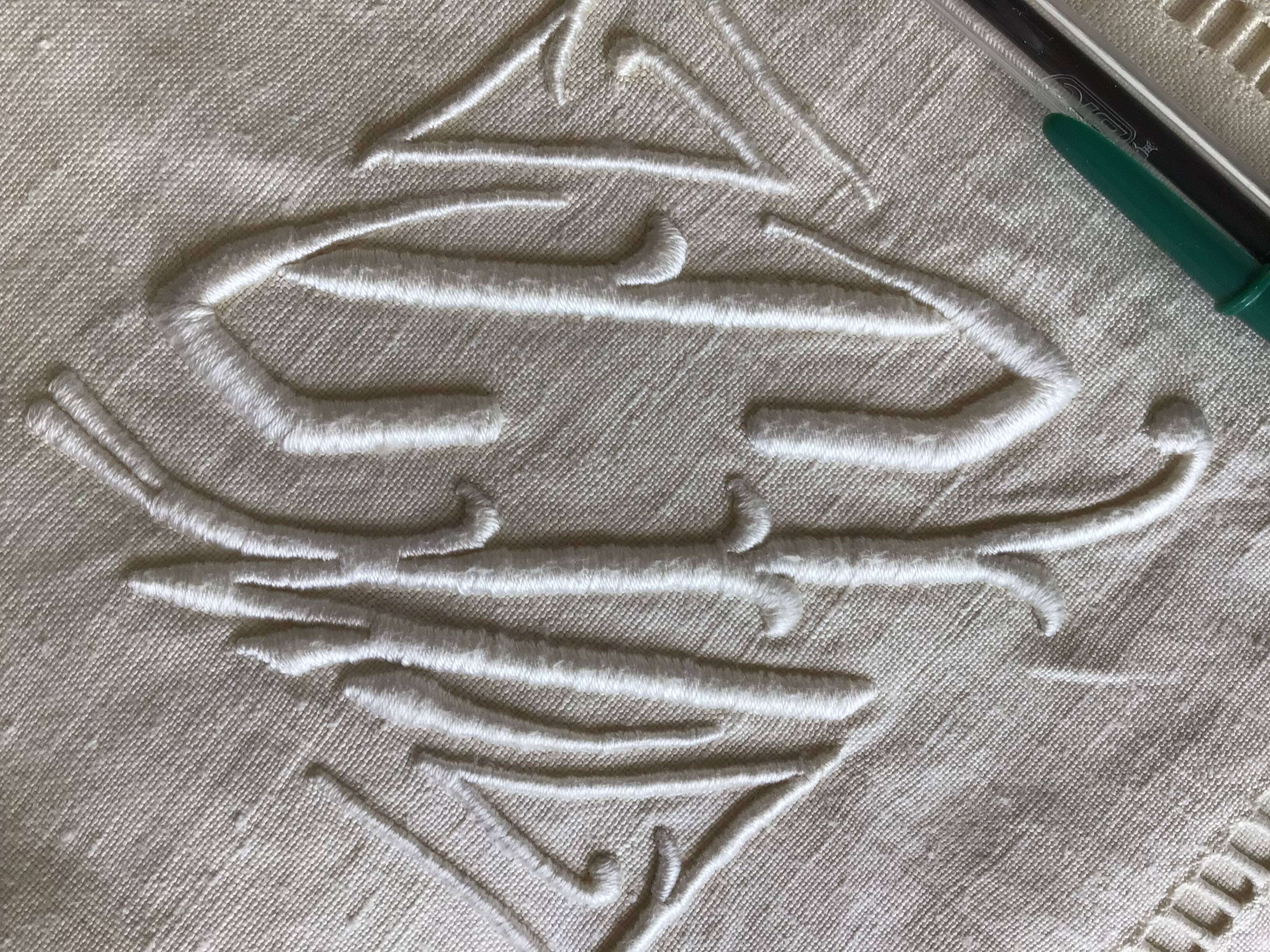 New linen pillowcase embroidered CV day scale, pastilles