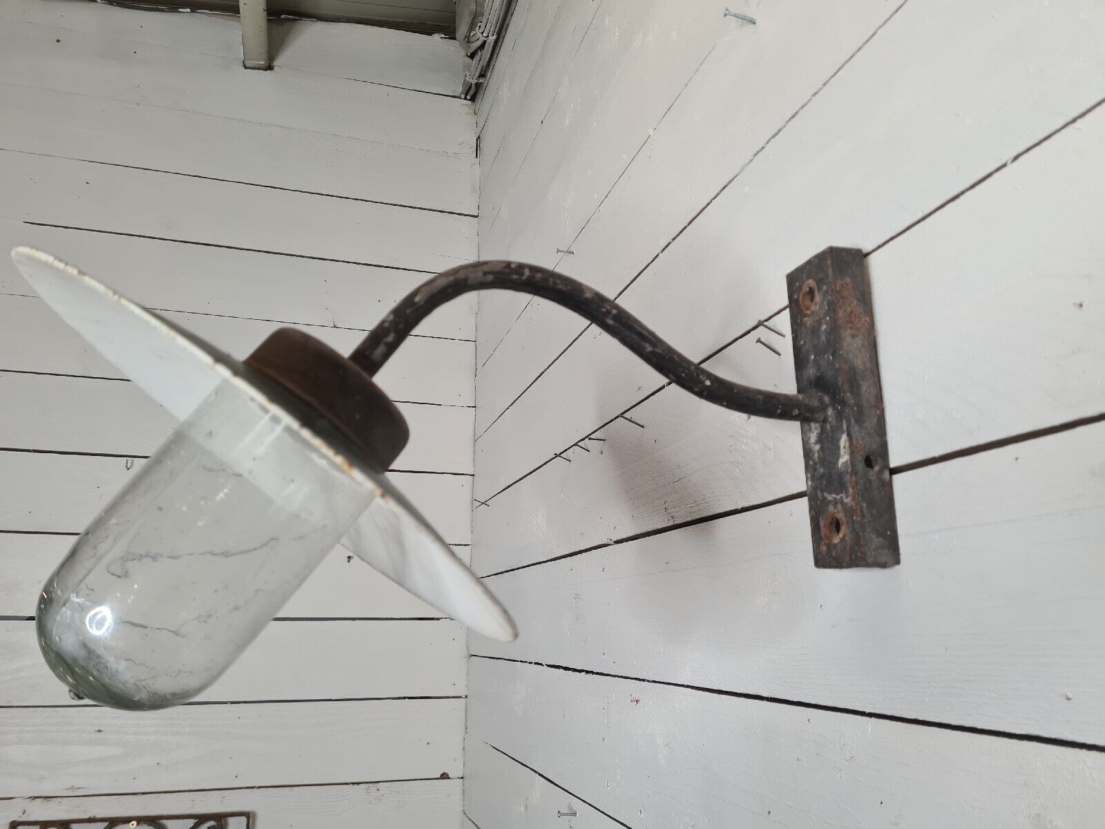 Industrial iron swan neck wall light
