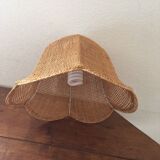 Hanging lamp in wicker