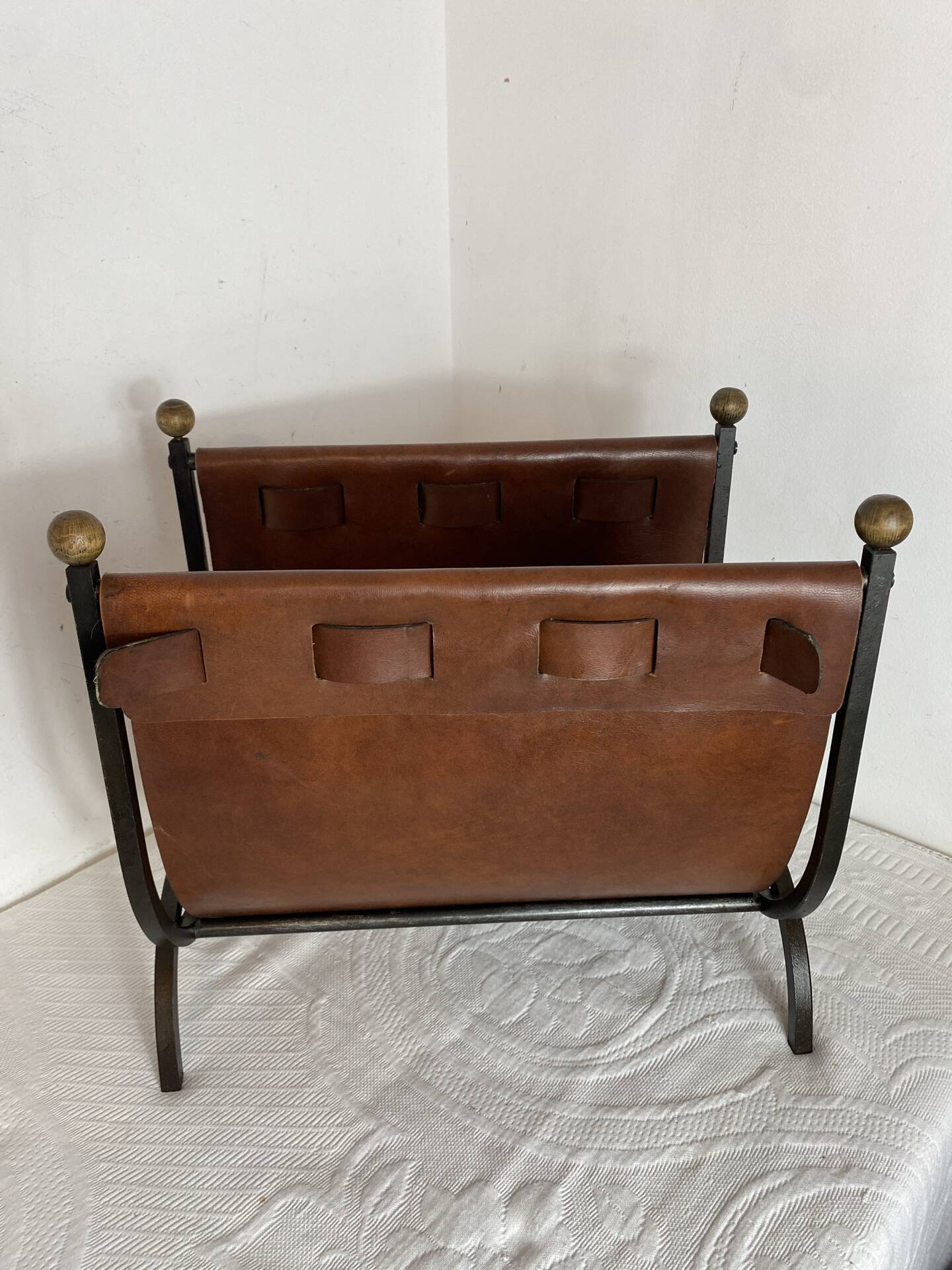 Magazine rack