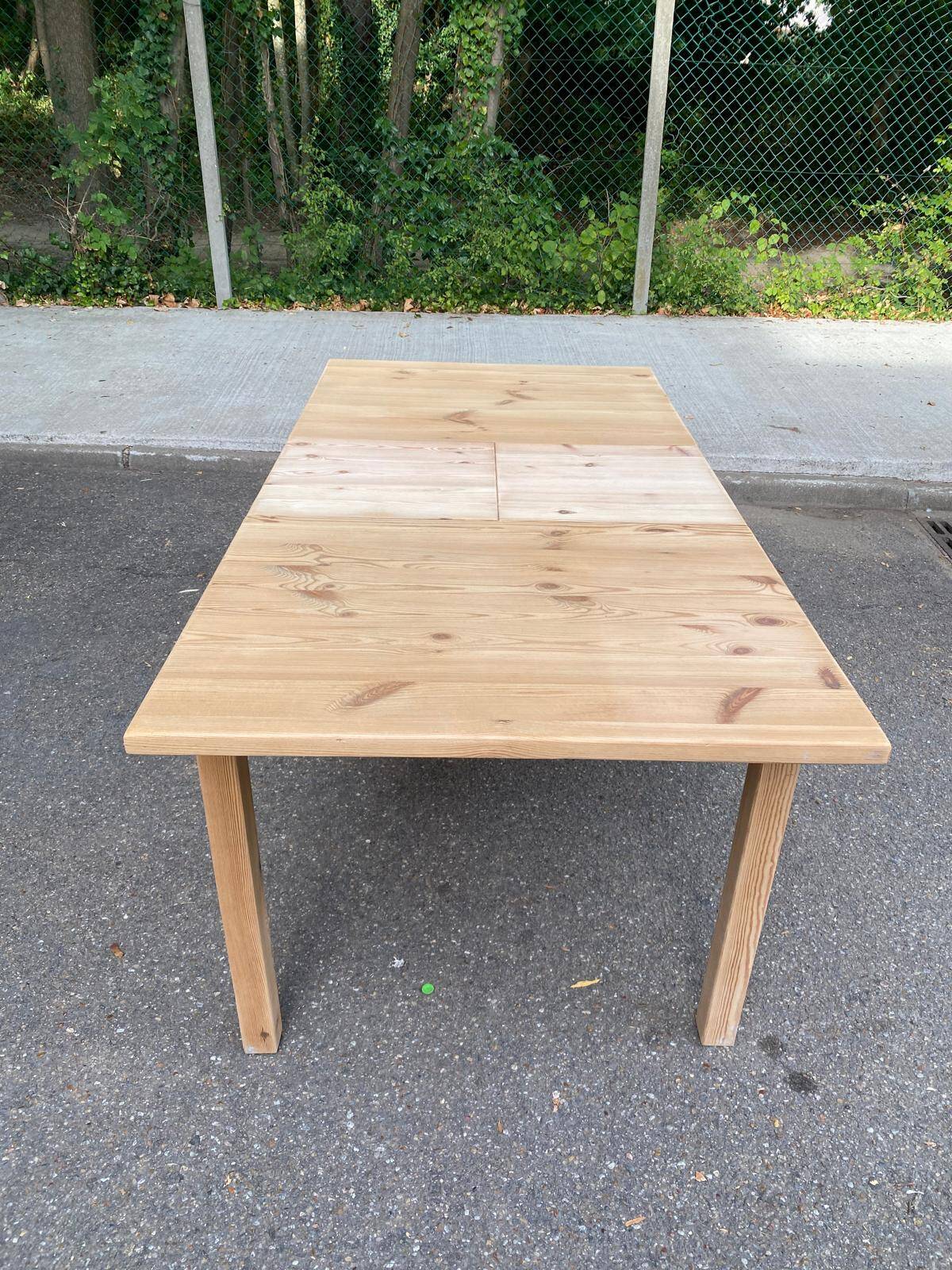 Table à manger scandinave rectangulaire extensible rénovée en pin massif br
