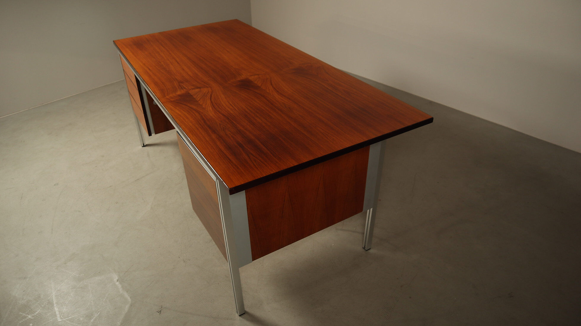 Executive desk by ORA Acciaio, produced in Italy during the 1970s.
