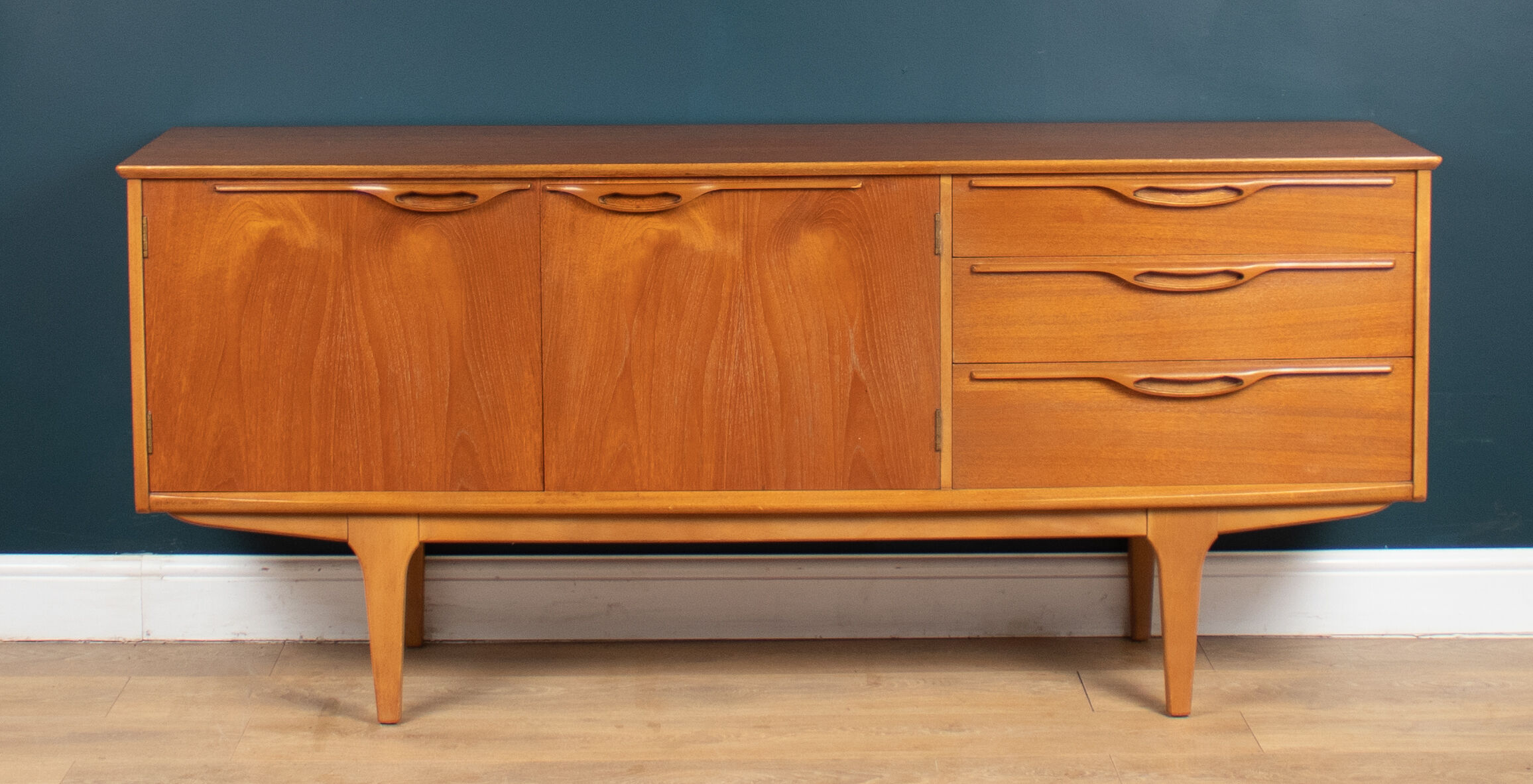 Retro Teak 1960s Mid Century Jentique Classic Short Sideboard