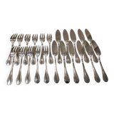 11 silver-plated fish forks and 11 fish knives by silversmith Ercuis Nil