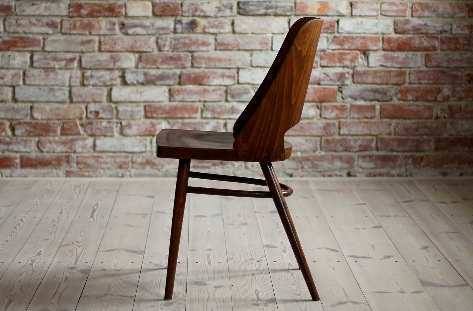 Set of 4 Dining Chairs by Radomir Hofman for TON, Model 514, Beech Veneer