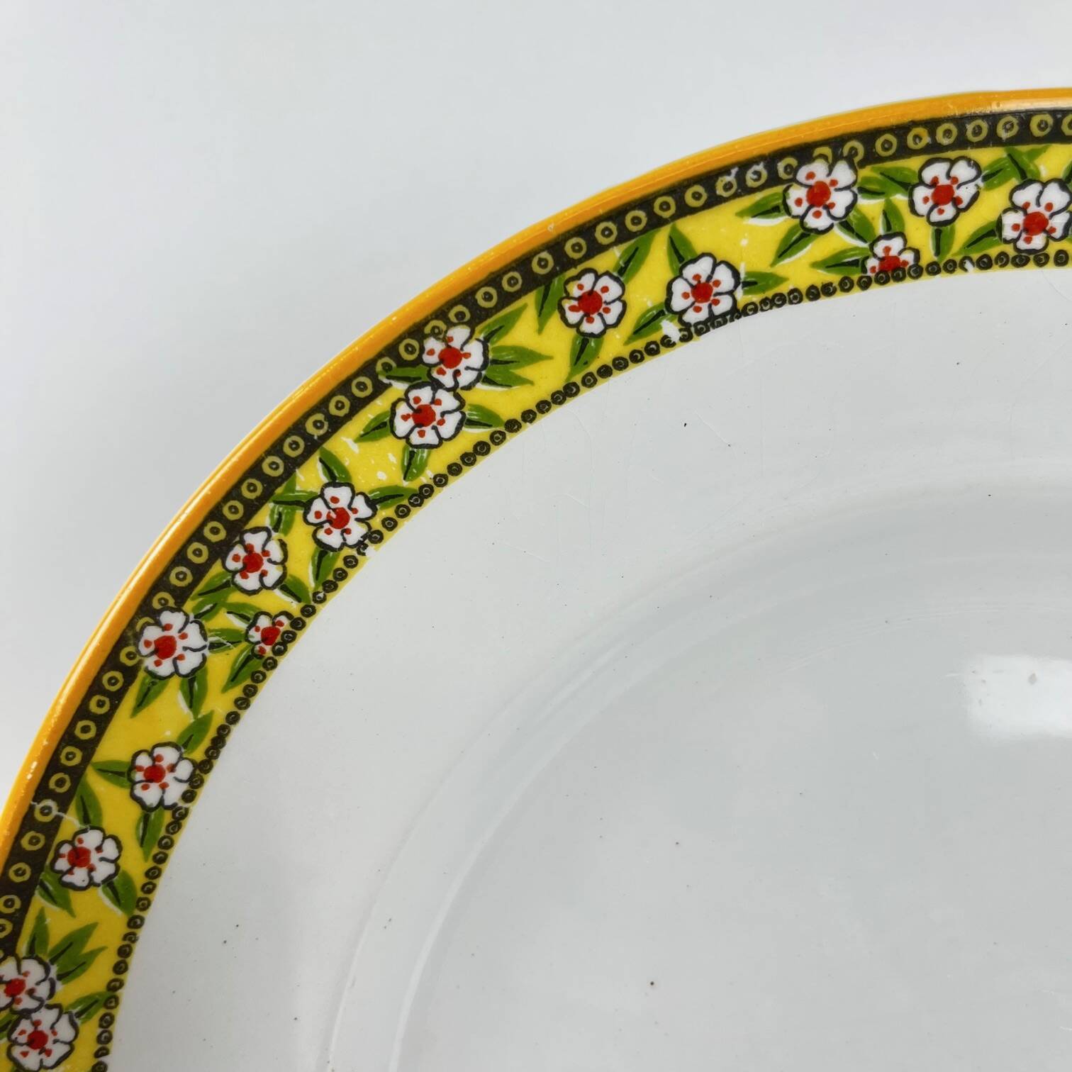 Set of 6 "Yvonne" iron earth plates, Orchies, early 20th century