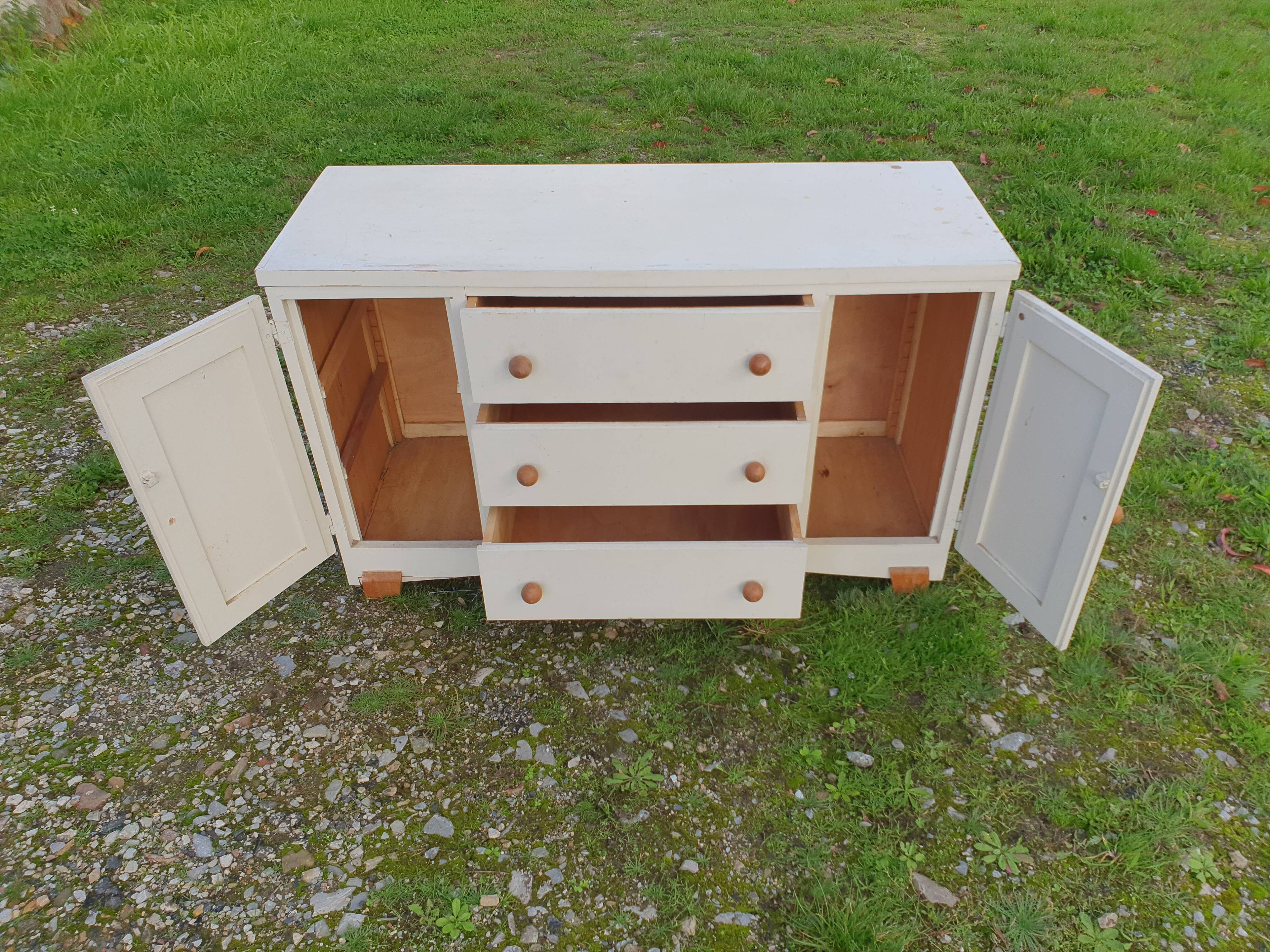 Buffet 2 doors and 3 drawers
