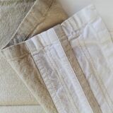 4 napkins