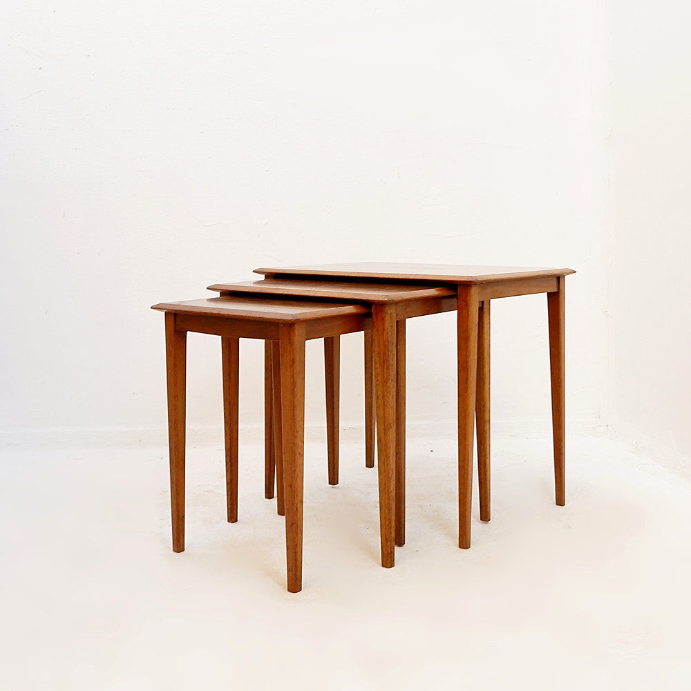 Nesting tables in teak mid-century modern - 1960s