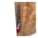 18th-century bonnetière door