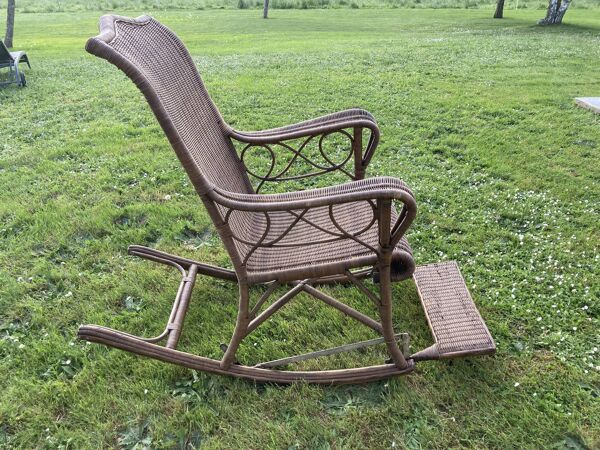 Ancien rocking-chair chair en rotin