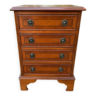 Small chest of drawers with 4 drawers