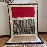 Handmade Moroccan wool rug, size 150 x 250 cm