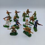 14 soldats anciens