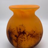 Marmorean glass vase