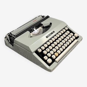 Machine à écrire à valise Royal Signet, Japon, années 1970.