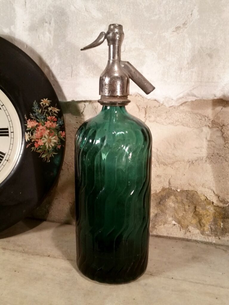 Old siphon