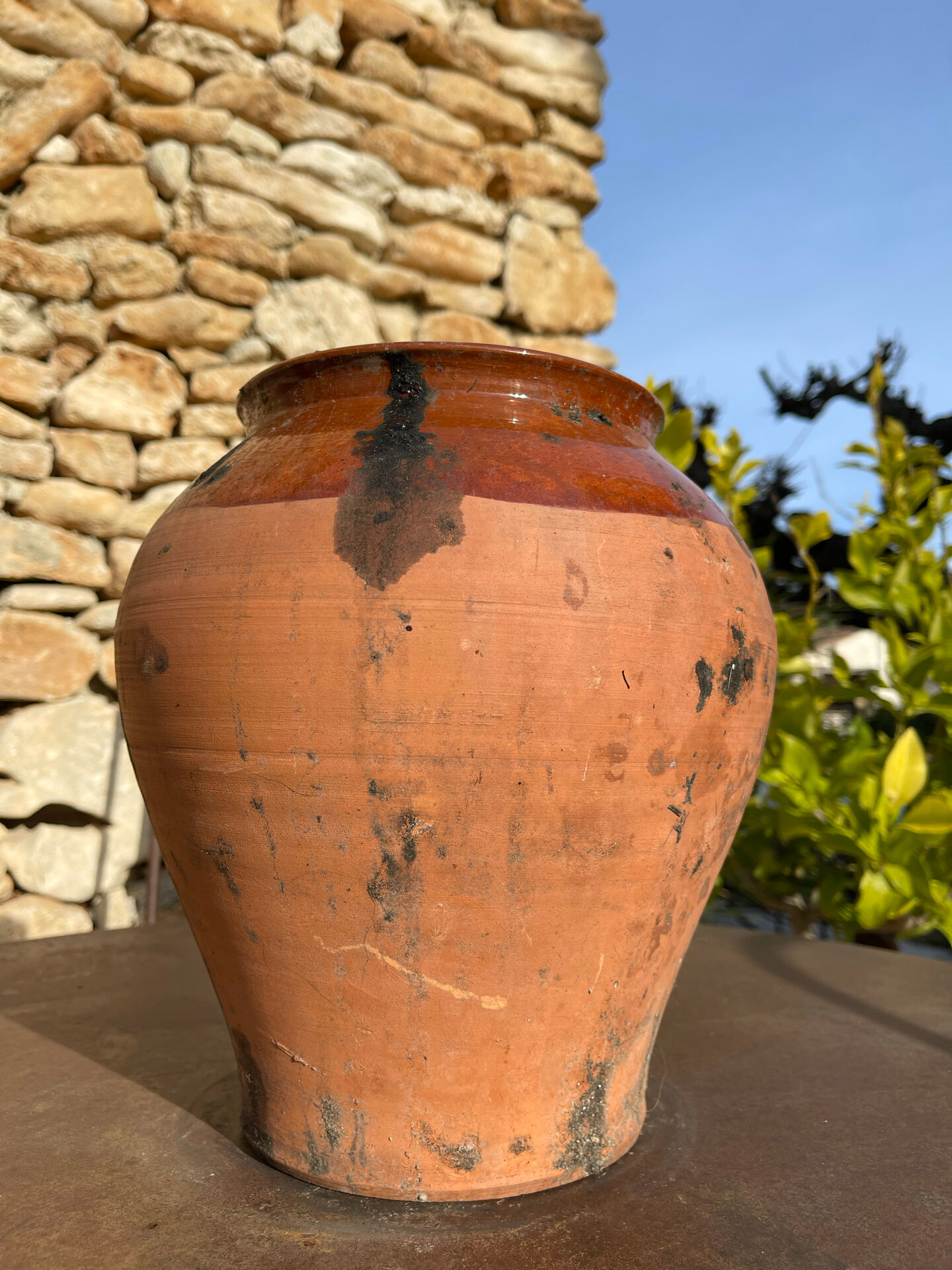 Ancient terracotta pottery jar