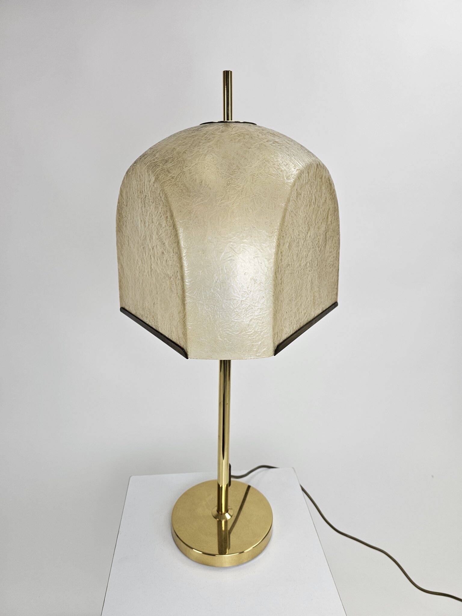 Lampe de table italienne en fibre de verre