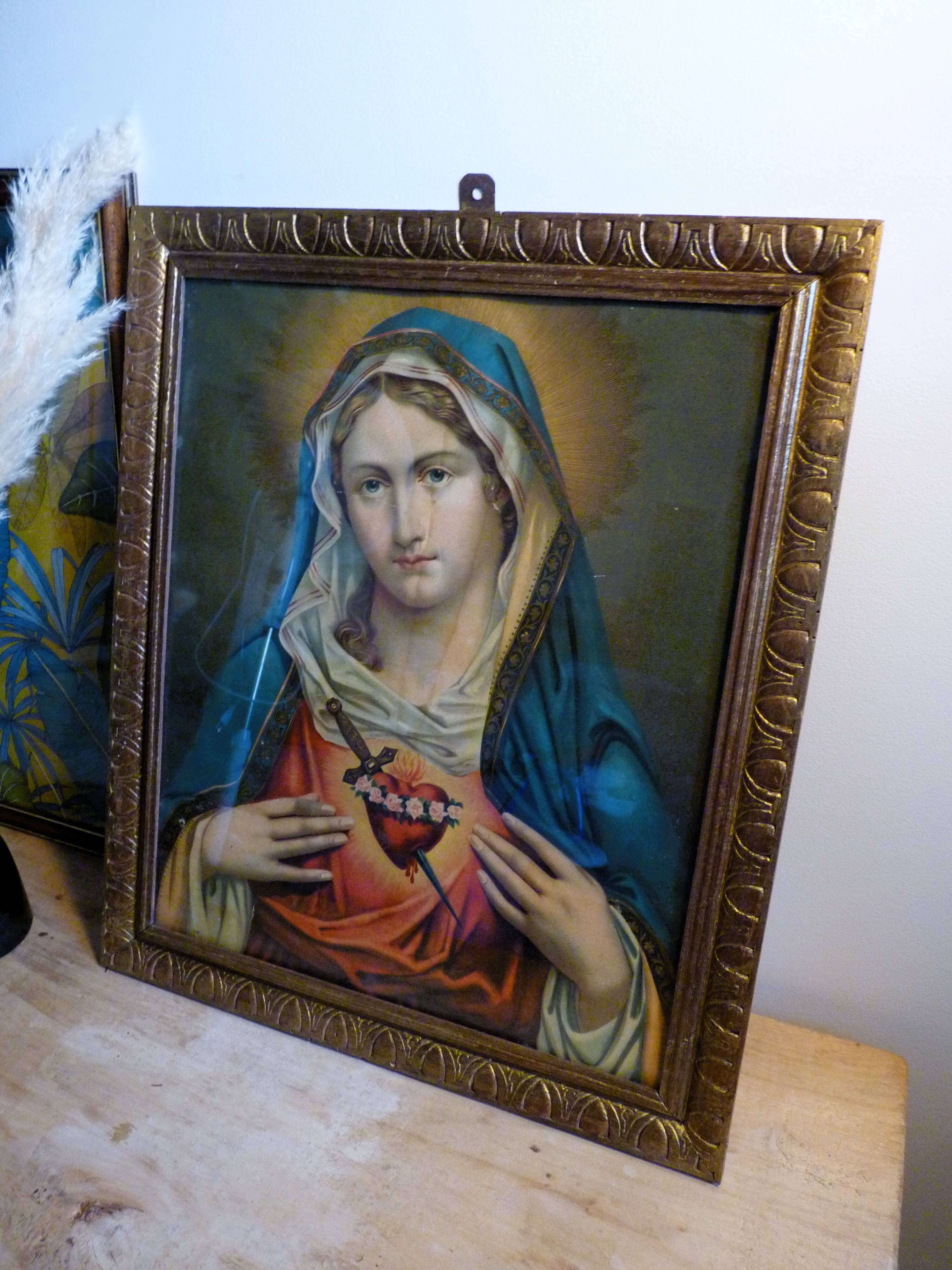 Painting Golden frame Virgin Mary immaculate heart