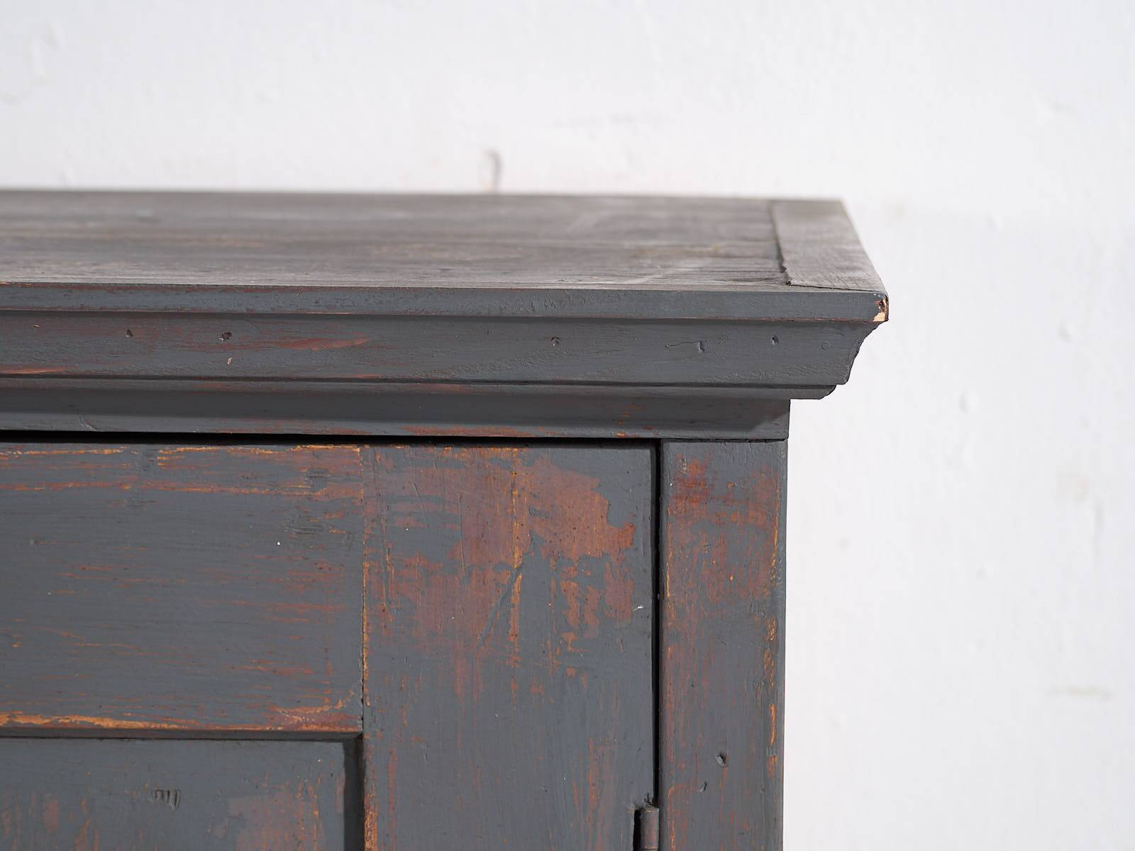 Small antique silver-grey cupboard (circa 1900) #29