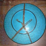 Enamel plate partitioned blue and bird decorations