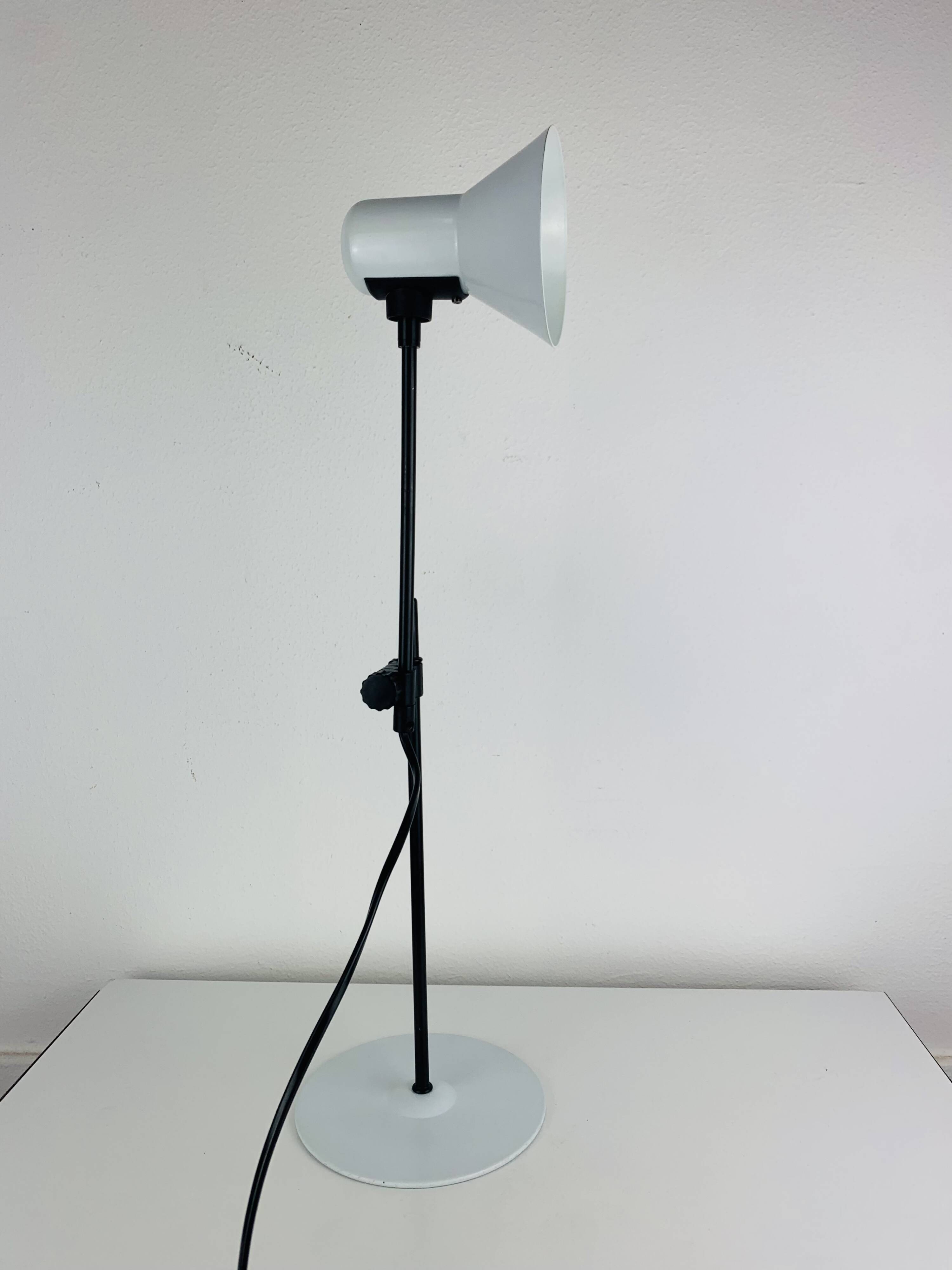 Veneta Lumi articulated vintage desk lamp