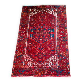 Tapis d’Orient en laine fait main époque XXe