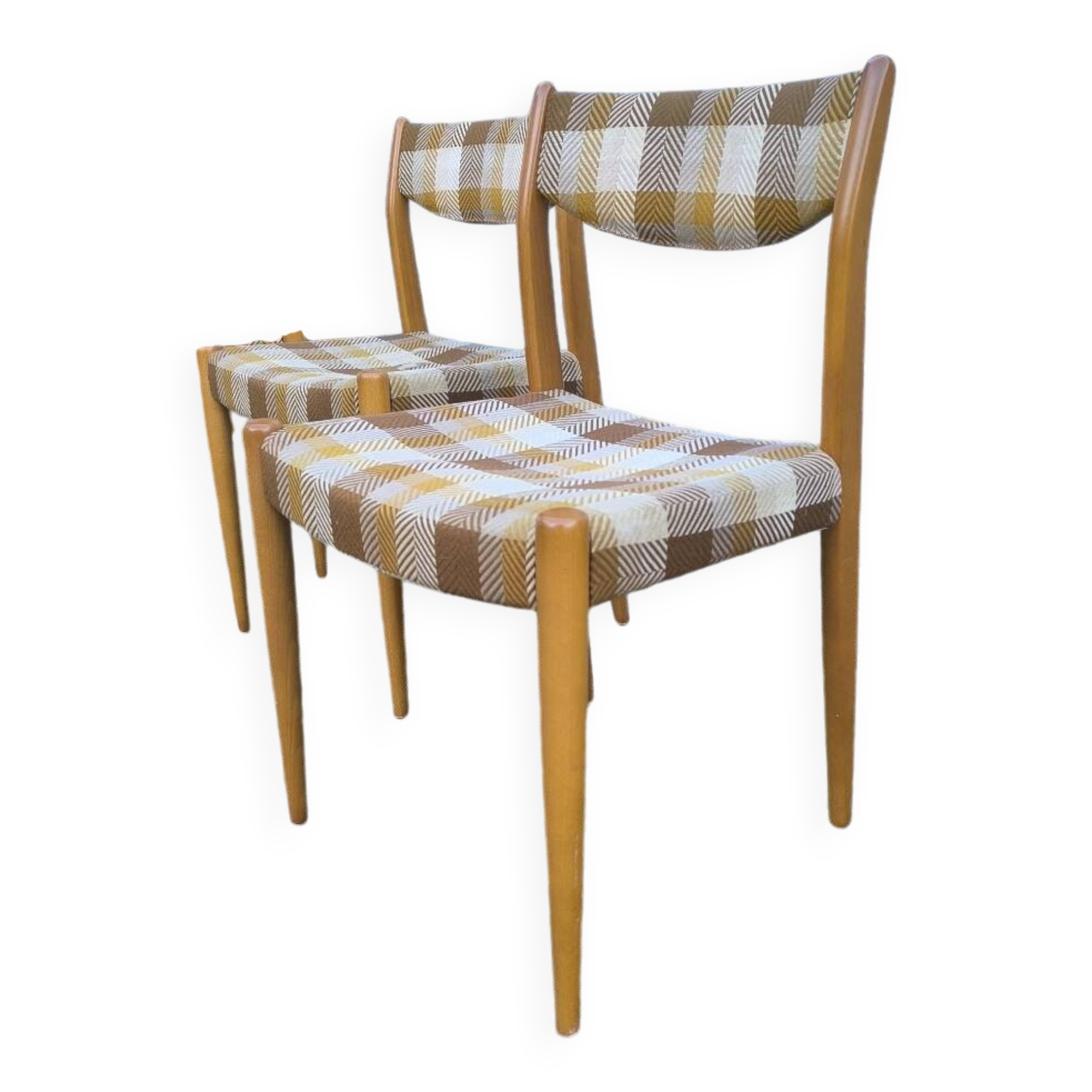 Set of 4 Scandinavian chairs 1970