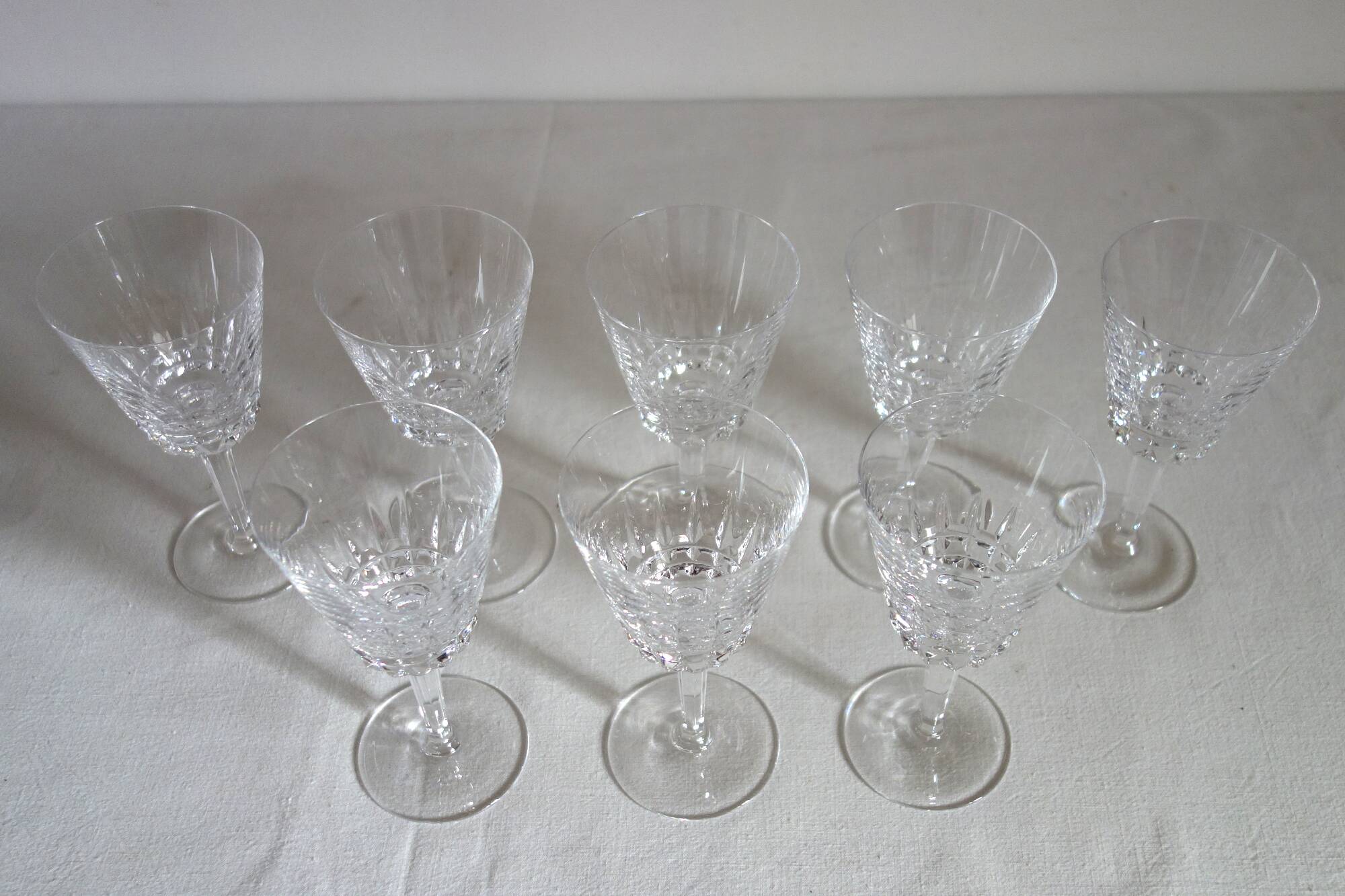 8 vintage Vannes crystal wine glasses