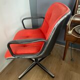 Pollock armchair red fabrics Knoll edition
