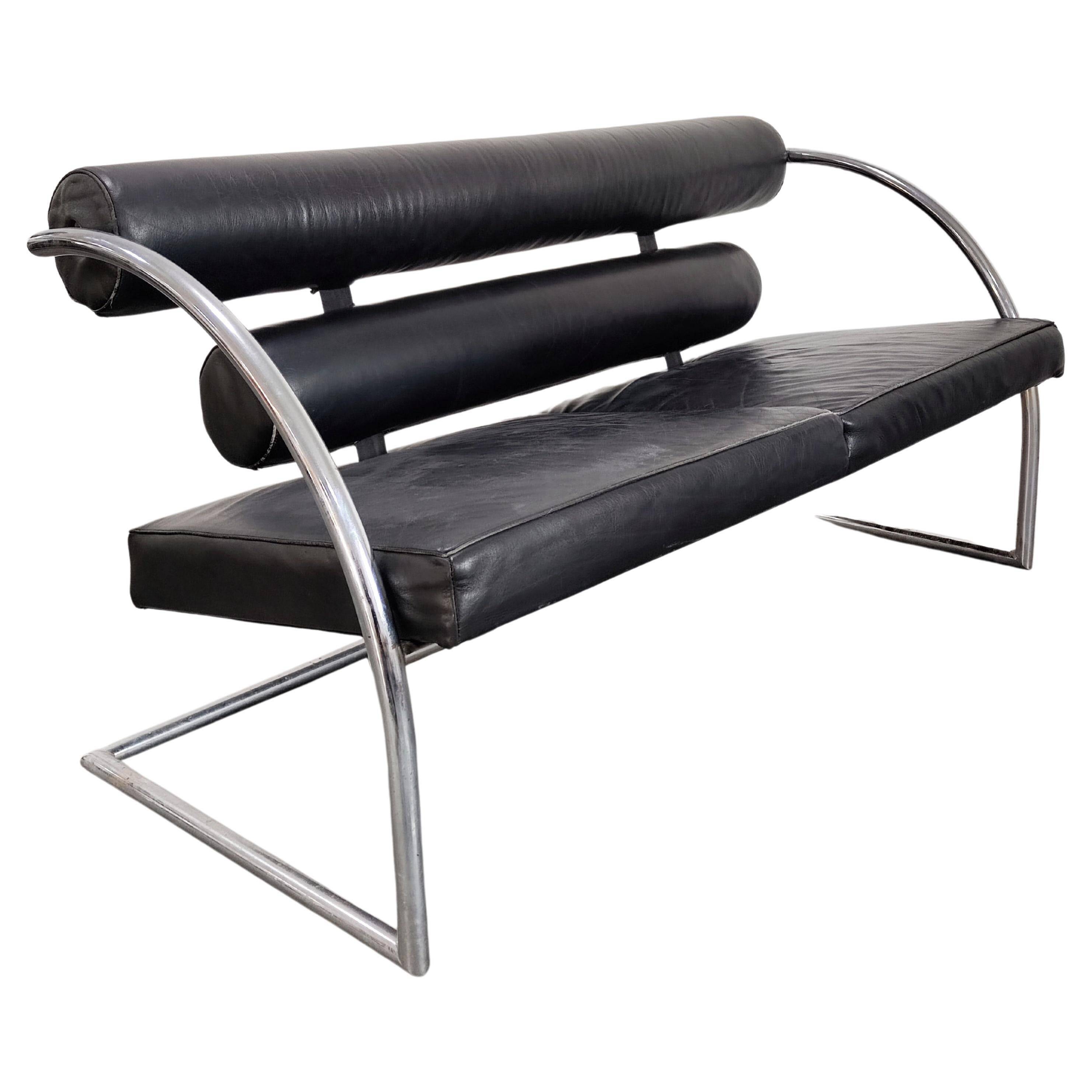 Canapé deux places cuir style Bauhaus Suisse 1970s