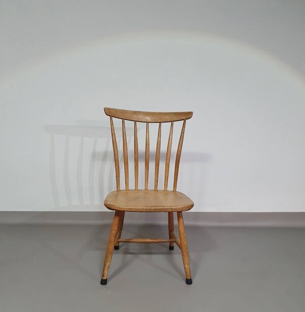 Chaises design scandinaves chaise de bar design akerblom chaise en bois de bouleau suède