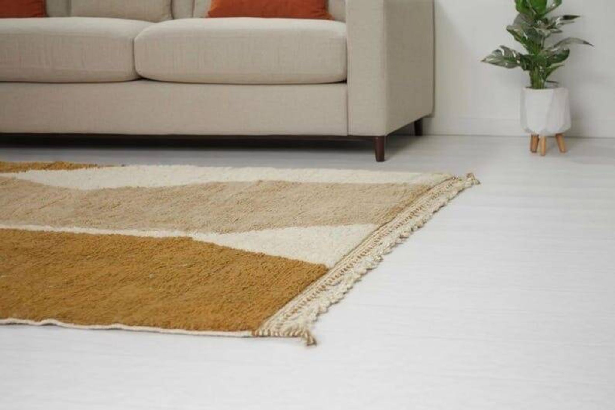 Tapis en laine pure fait main artisanale taille 150 x 250 cm